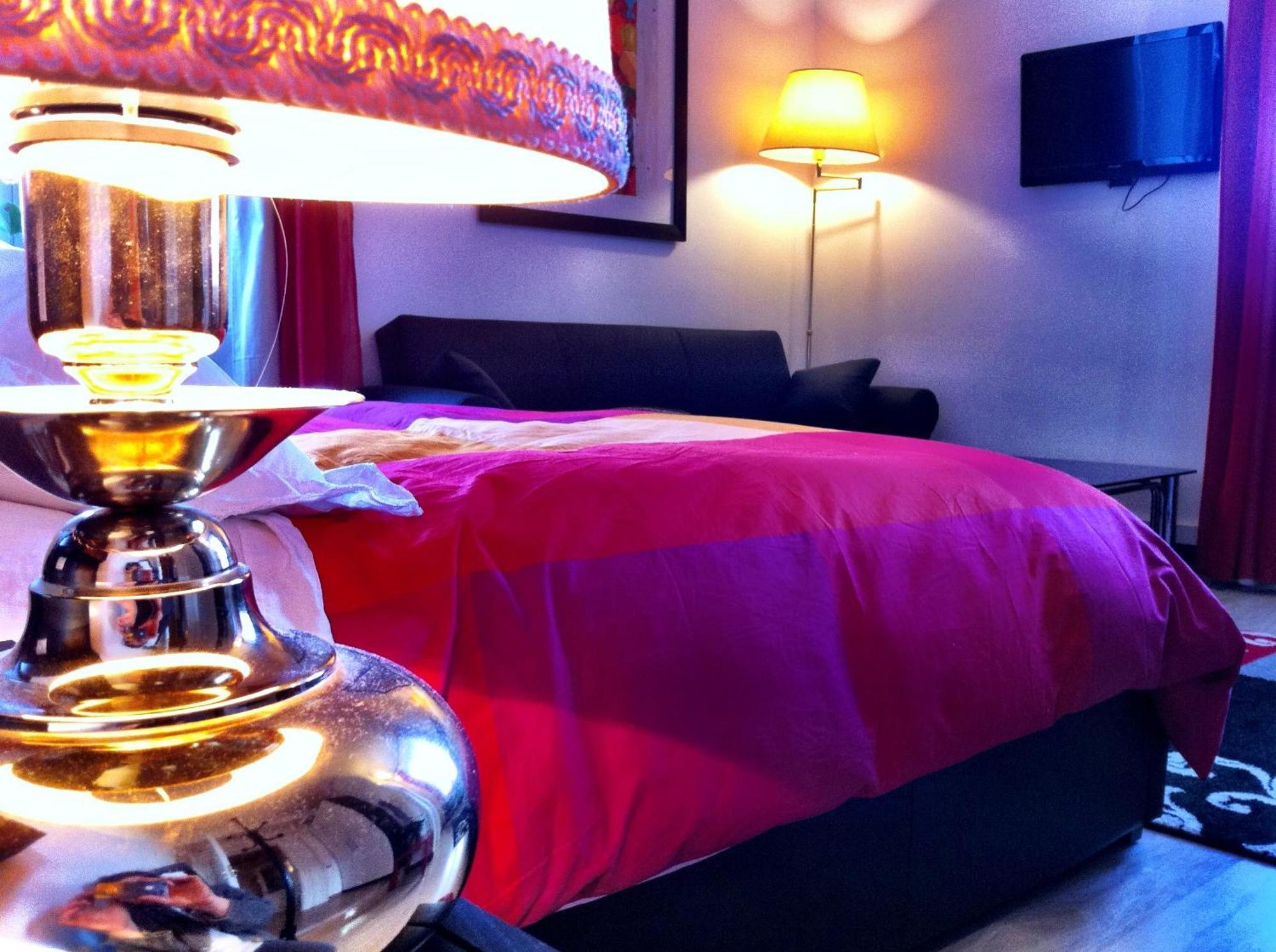 Couette-café Vatican Paradise 2*